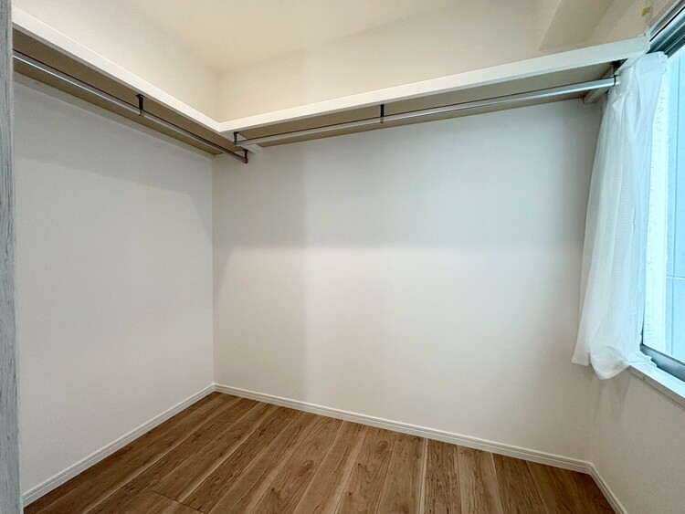 その他 収納スペースが付いていて、お部屋を広く使っていただけます。