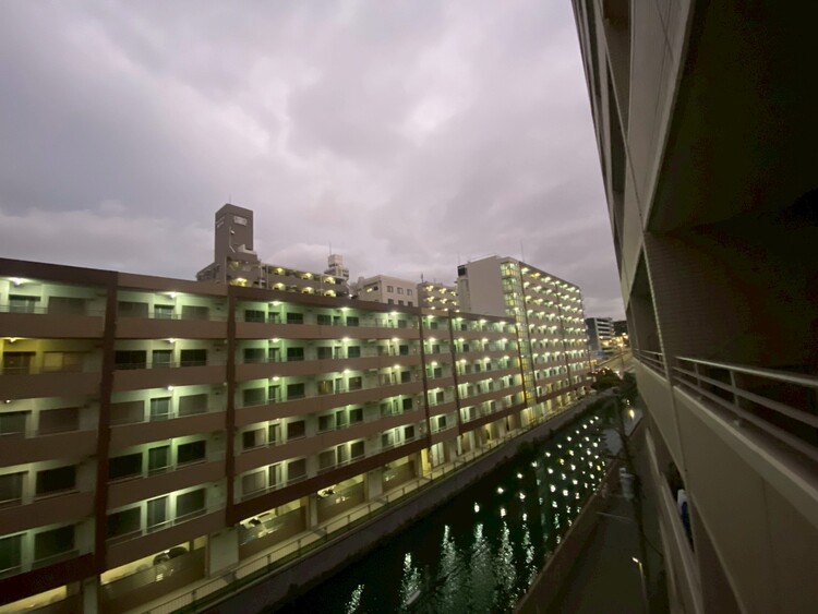 その他 眺望や窓からの景色が良いと、家で過ごす時間も快適です。