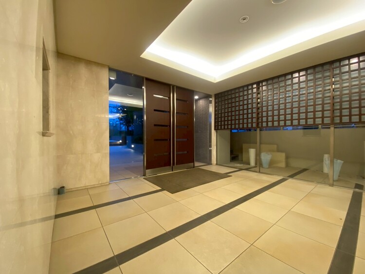 その他 館内は静寂な中が保たれており、管理が行き届いている印象を受けました。