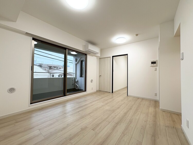 その他 シンプルな内装と偏り過ぎないデザインで統一しました。