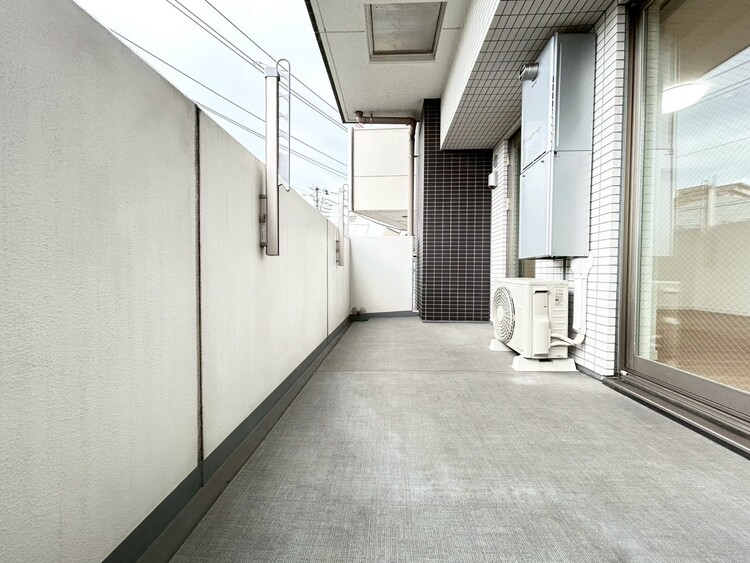 その他 朝の澄んだ空気や、夕方に吹く清々しい風を感じられるバルコニー。