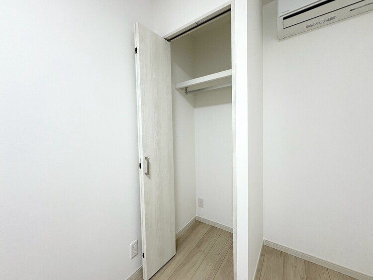 その他 収納スペースが付いていて、お部屋を広く使っていただけます。