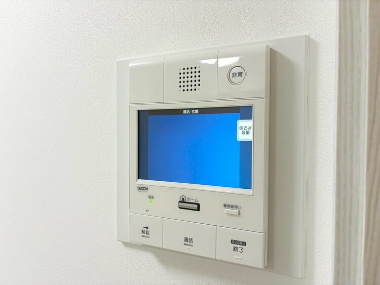 その他 誰が来てもわかる様にモニター付きインターホンを設置。