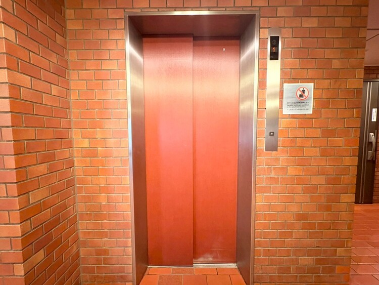 その他 エレベーター完備のため荷物が多くなっても安心。