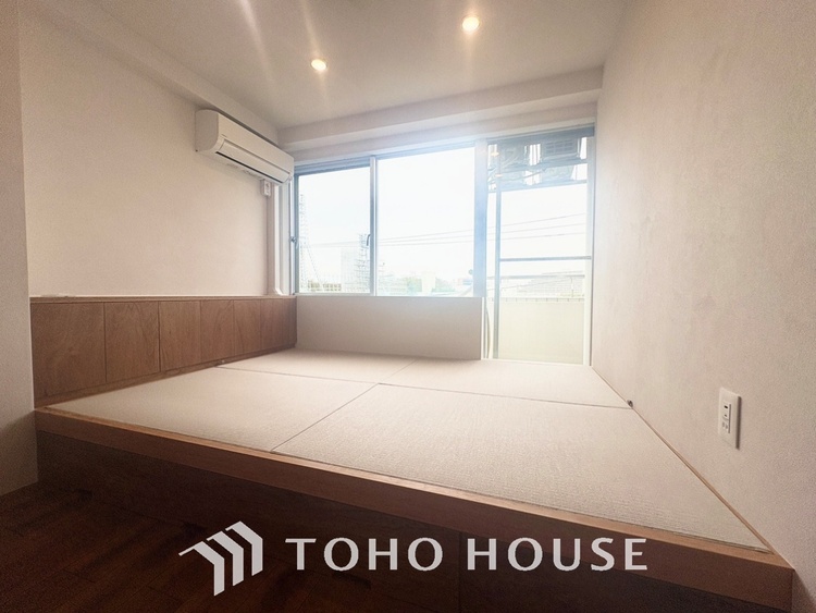 内装 【PRIVATE ROOM】◆快適◆な暮らしに不可欠な収納スペース。快適さとともに思い出も詰まっていく。