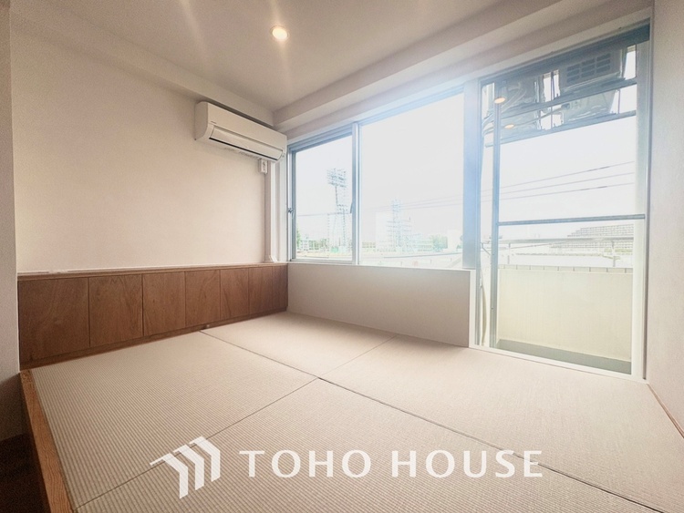 内装 【LIVING】◆陽光◆が差し込む。この開放的なLDKに家族の笑顔が集う。家族が一緒に過ごす空間は明るく、そして居心地よく。