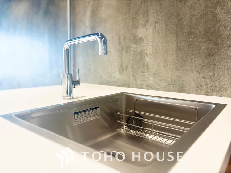 キッチン 【KITCHEN】◆家族のおはよう◆の声を笑顔で迎えてあげられるシステムキッチン。朝ごはんが楽しみでちょっと早起きしたくなるんです。