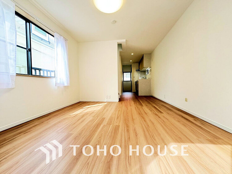 内装 家族みんなが爽やかに過ごせるように、光をたっぷり取り込んだLDK