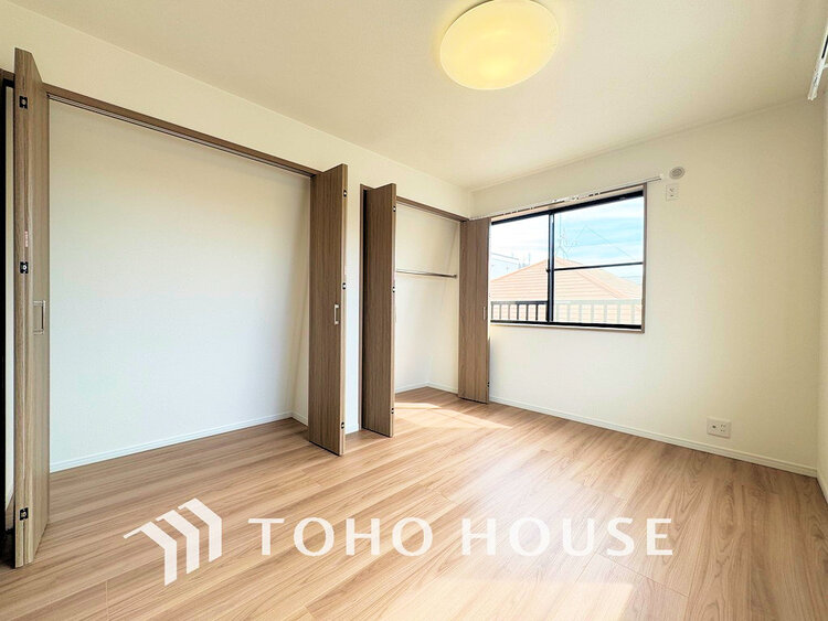 内装 家具の配置のし易い室内です。趣味の部屋としても充分な広さです