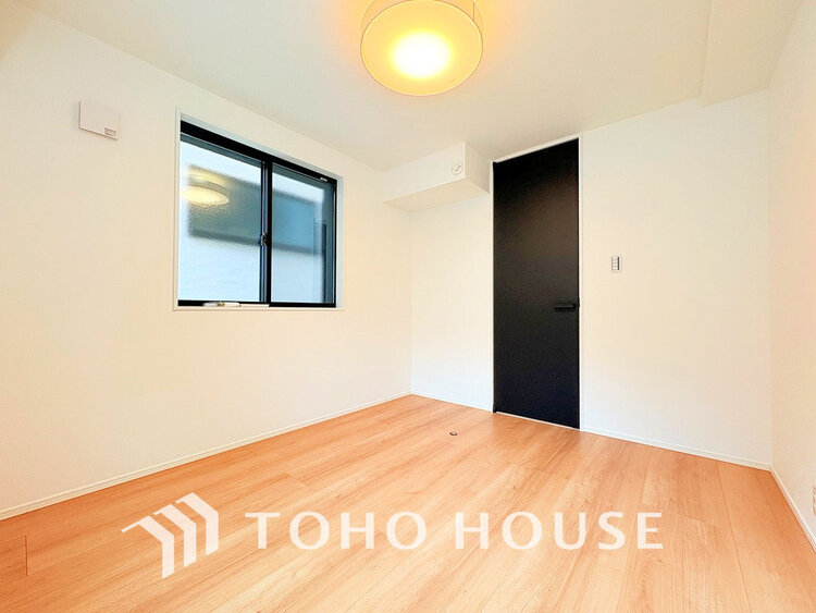 内装 シンプルですっきりとした室内は飽きのこない居心地の良い雰囲気