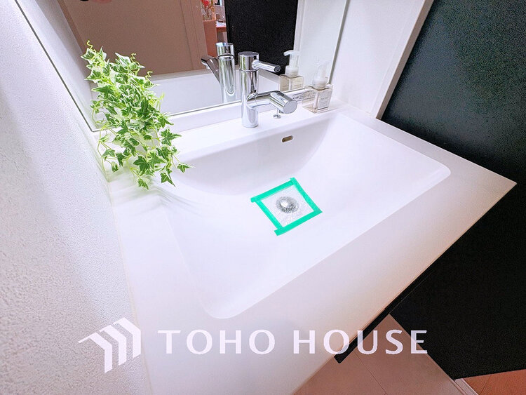 洗面 豊富な収納スペース、身支度のしやすい洗面所