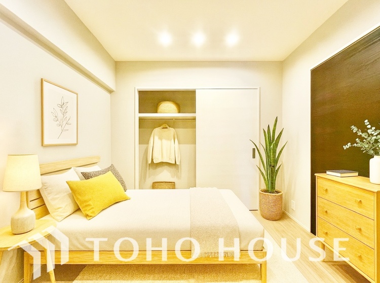 内装 ＊配置してある家具や小物はCGによるイメージ画像です。好みの空間で読書をしたり、音楽を聞いたりと一人の時間も充実したものにできます。