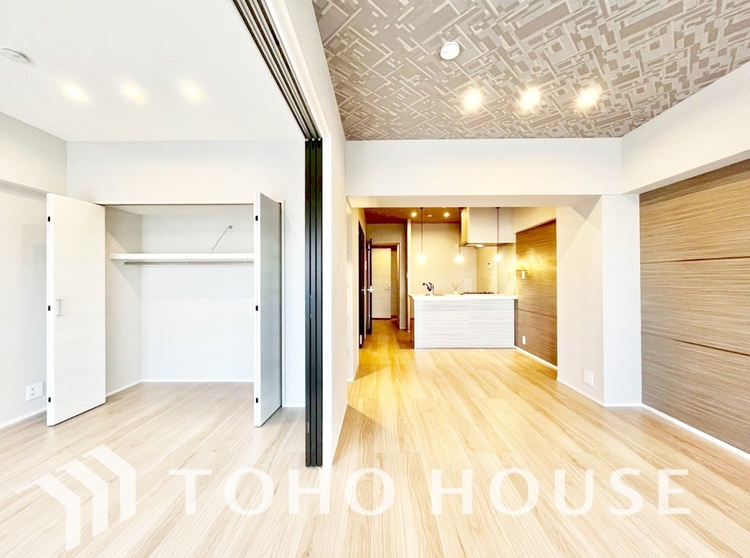 内装 「想像していた以上に広い」が写真を撮っているときの感想です。家事動線に配慮したプランによりご家族がくつろげる明るく広い空間が確保できました。