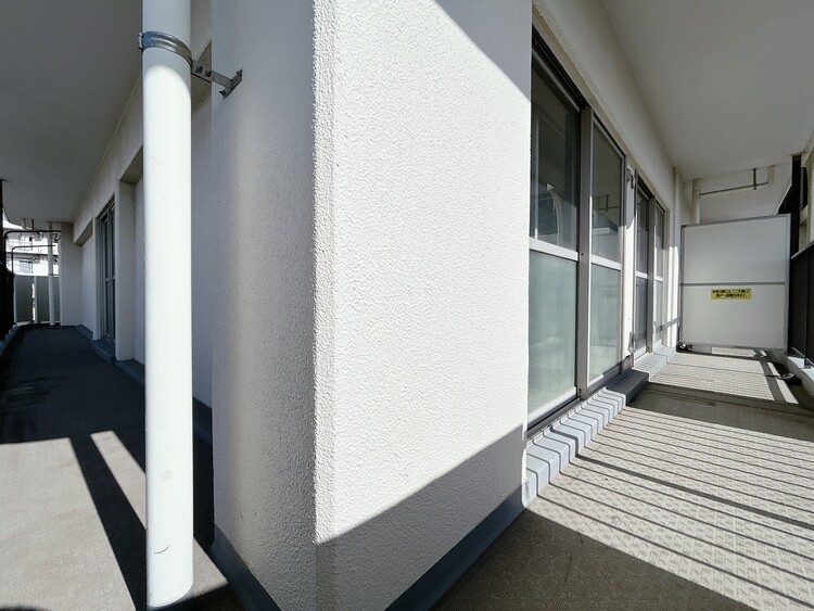 その他 朝の澄んだ空気や、夕方に吹く清々しい風を感じられるバルコニー。