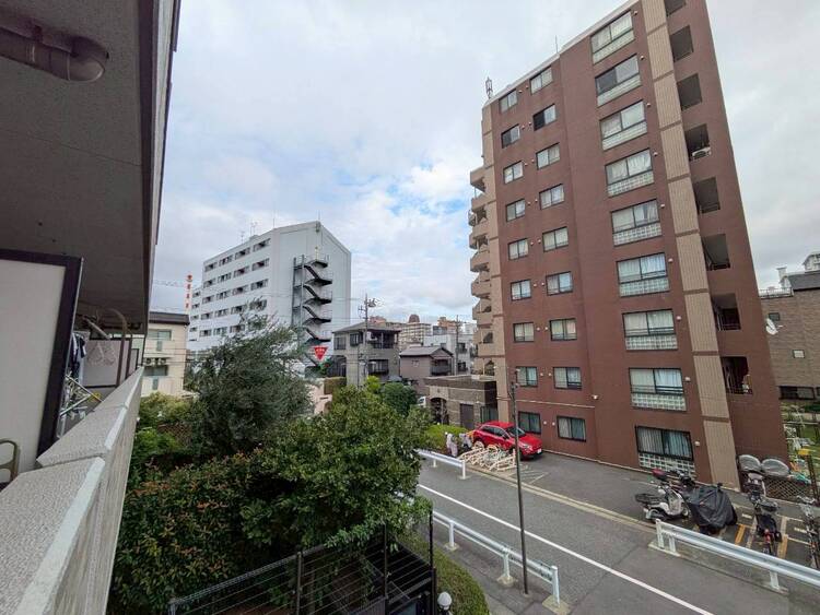 その他 眺望や窓からの景色が良いと、家で過ごす時間も快適です。