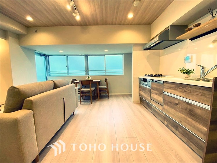 内装 【LIVING】◆家族◆愛する家族を一目で見渡せる。家族が集う空間。永遠に続く幸せな毎日を、ここで。