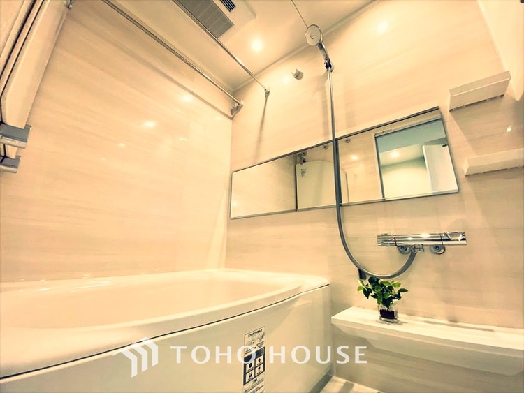 風呂 【BATHROOM】◆プライベートな空間◆simpleだからrelaxできるんです。こころもからだもキレイさっぱり。