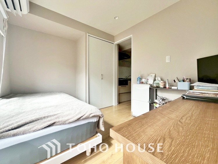 内装 【LIVING】◆陽光◆が差し込む。この開放的なLDKに家族の笑顔が集う。家族が一緒に過ごす空間は明るく、そして居心地よく。