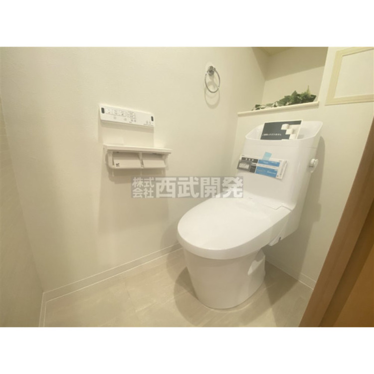 トイレ 温水洗浄便座付のトイレで毎日清潔・快適