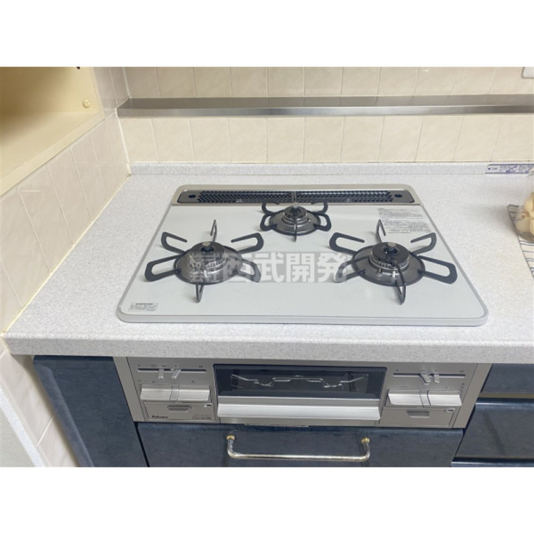 設備 ３口あるので調理も一気にできます