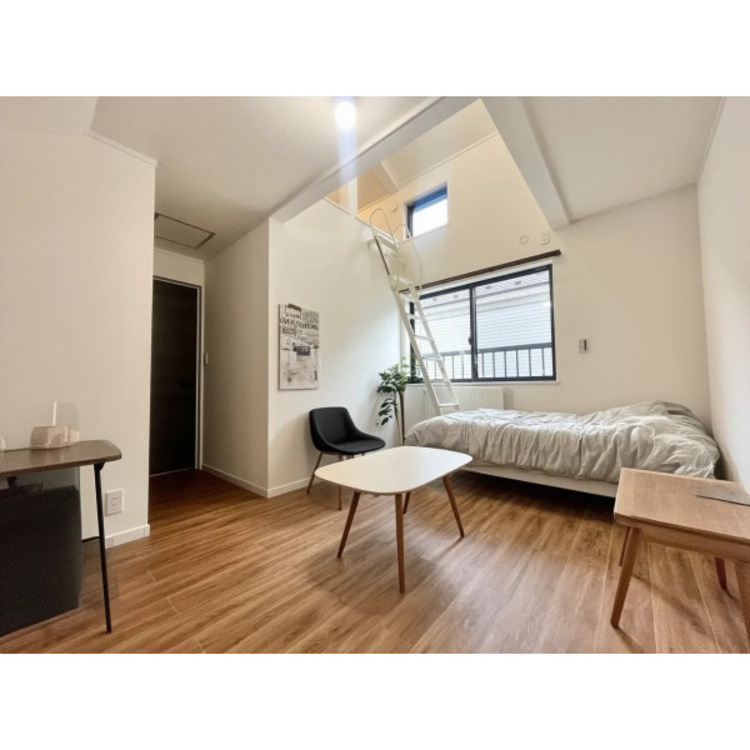 内装 配置してある家具や小物はCGによるイメージです