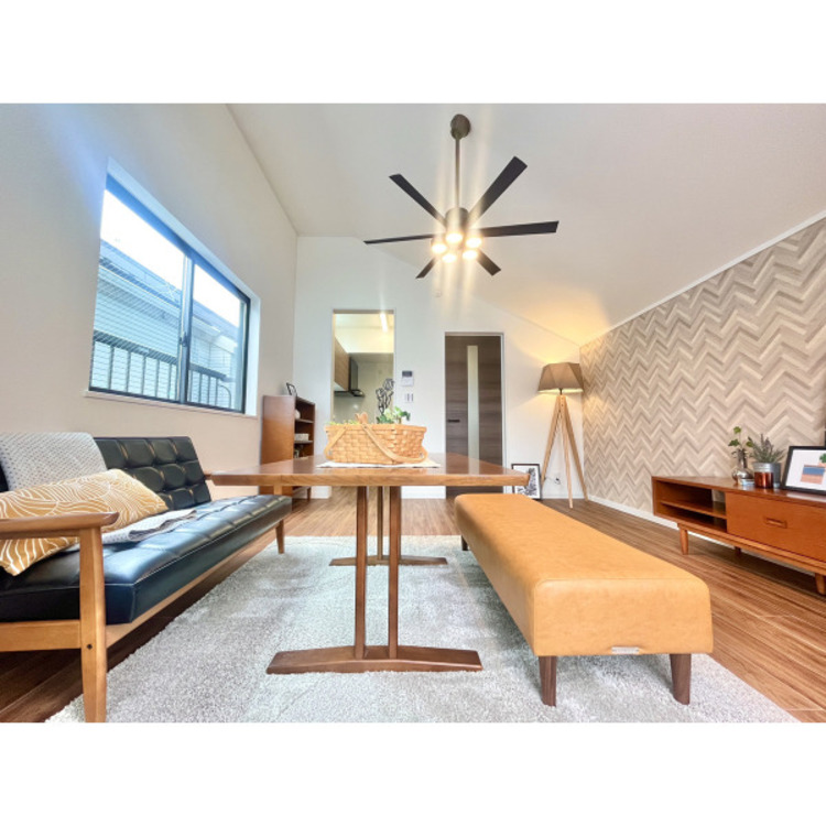 居間 令和7年10月5日撮影