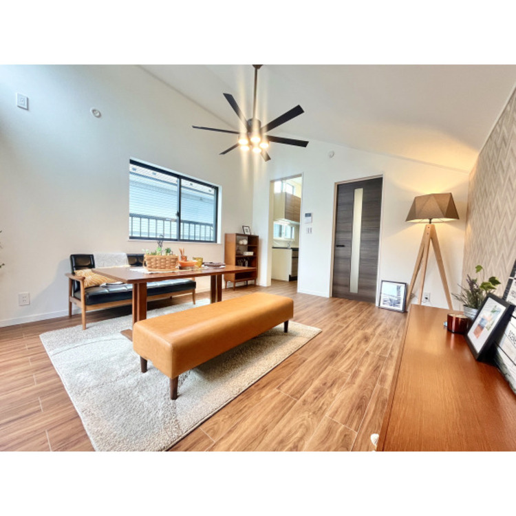 居間 令和7年10月5日撮影