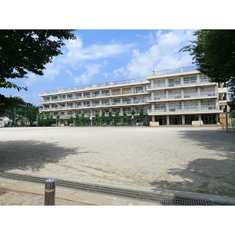 周辺 栄小学校(約500m)