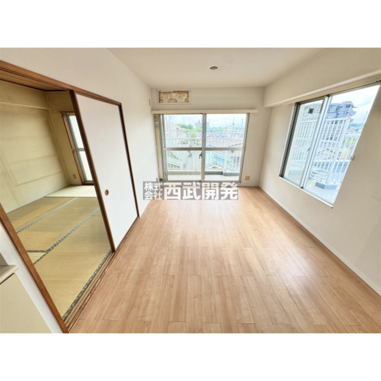 居間 リフォーム前