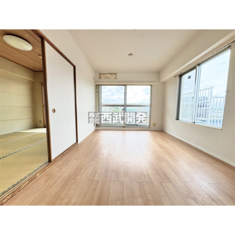 居間 リフォーム前