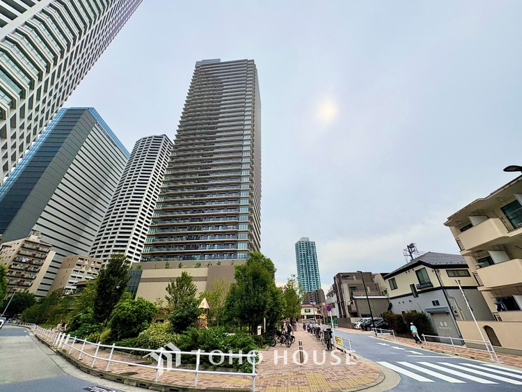 内装 【Breeze, green scent】澄み切った空気。移ろう季節の中、ゆっくりと流れる時間。幸せを噛みしめる穏やかな生活。