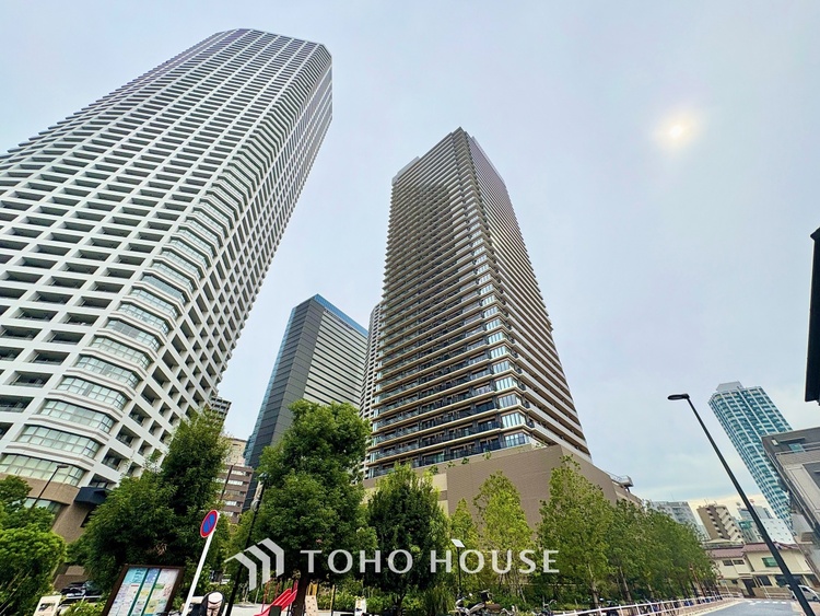 キッチン 【cooking papa is here】料理が苦手な人でも、チャレンジしてみたくなるワイドスパンのキッチン。家族の食卓がここから始まる。