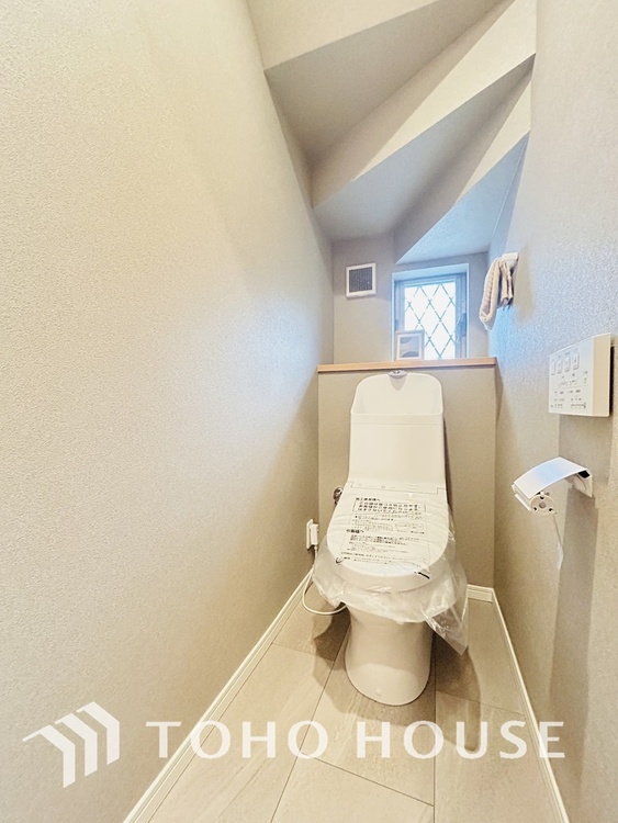 トイレ トイレには快適な温水洗浄便座付