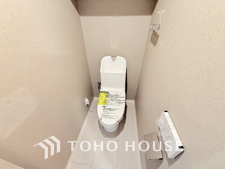 トイレ トイレには快適な温水洗浄便座付
