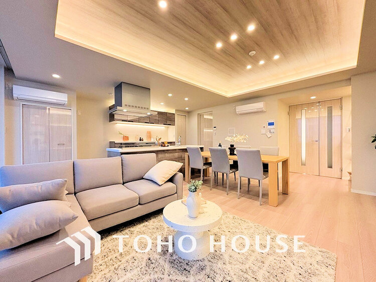 内装 ゆったりとくつろげる上質なリビングダイニングは、あなたの暮らしに価値のある時間を演出してくれます