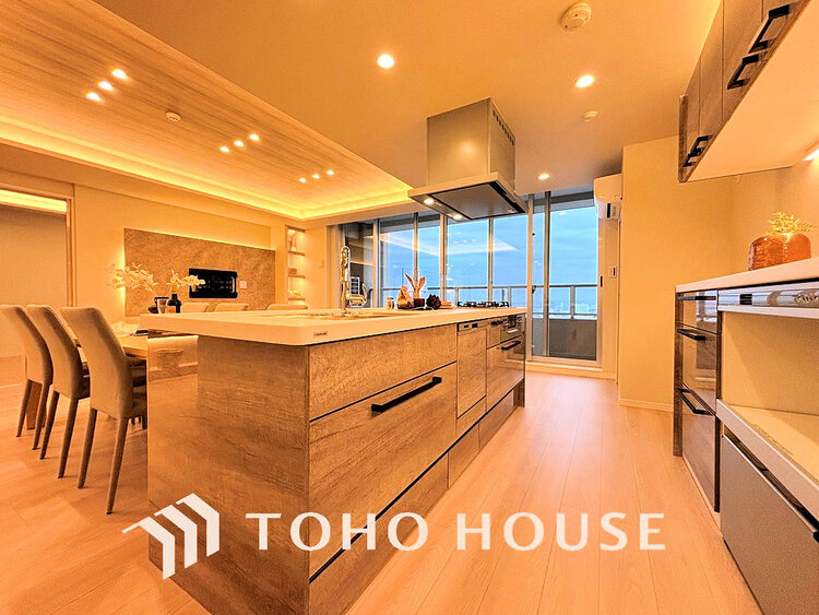 キッチン シンプルな部屋の雰囲気に溶け合うナチュラルキッチン