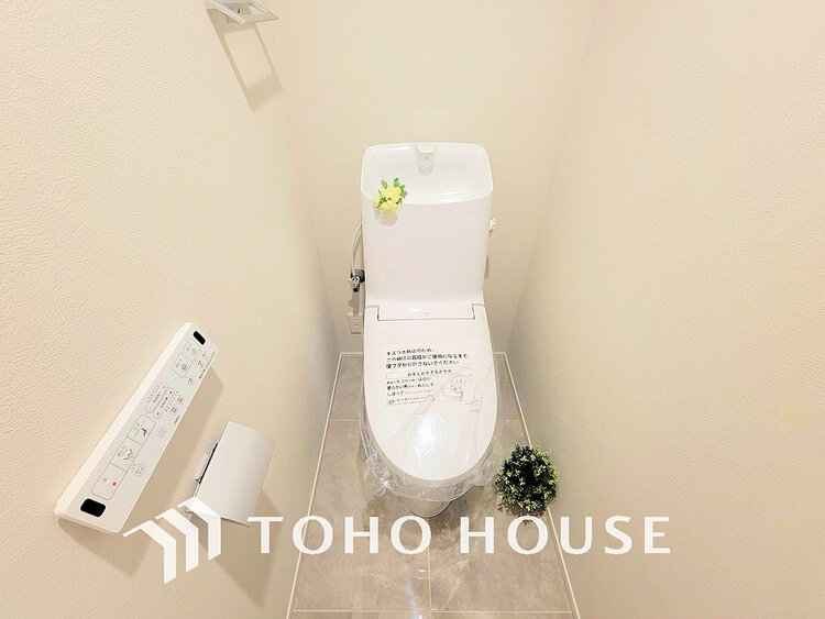 トイレ トイレには快適な温水洗浄便座付