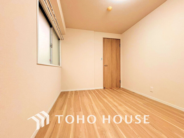 内装 家具の配置のし易い室内です。趣味の部屋としても充分な広さです