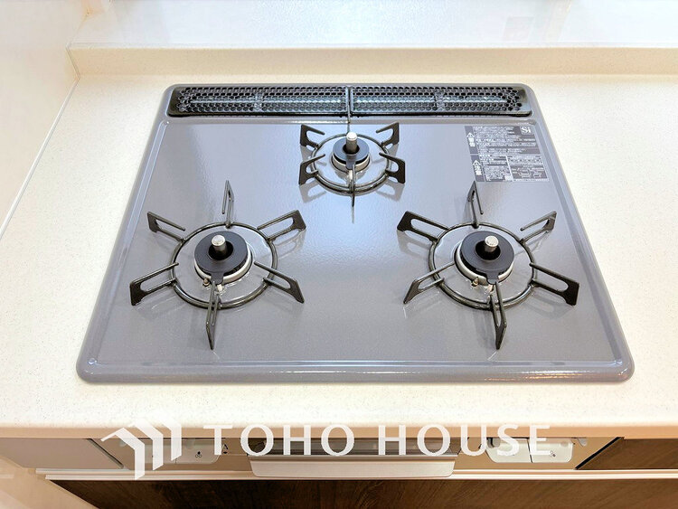 その他 3口ガスコンロでお料理のスピードもUP。効率よくお料理できますね