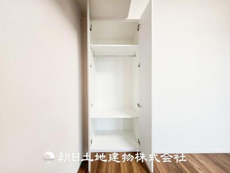 その他 【収納】部屋ごとに設けた収納は住みやすさへのこだわりがあります。シンプルで使いやすい収納スペース。