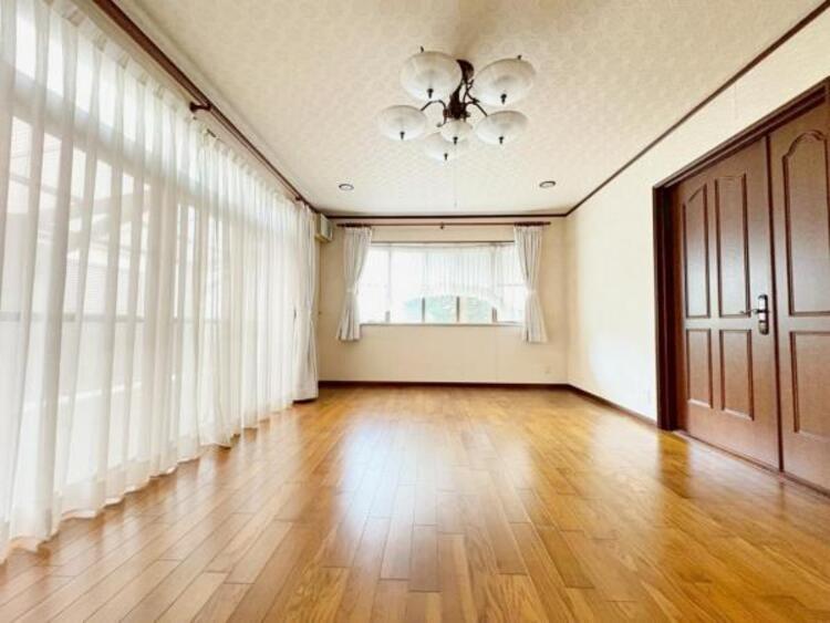 居間 【2025年10月撮影】