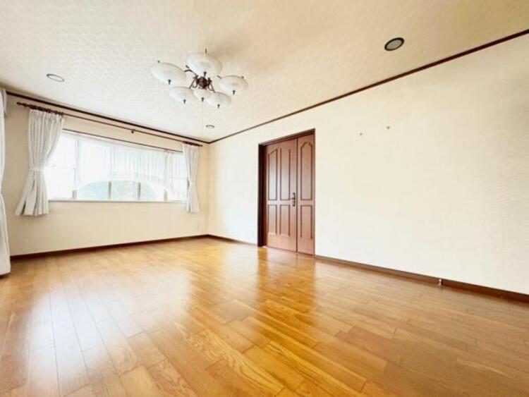 居間 【2025年10月撮影】