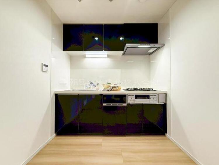 キッチン リビングダイニングが見渡せるカウンターキッチン！