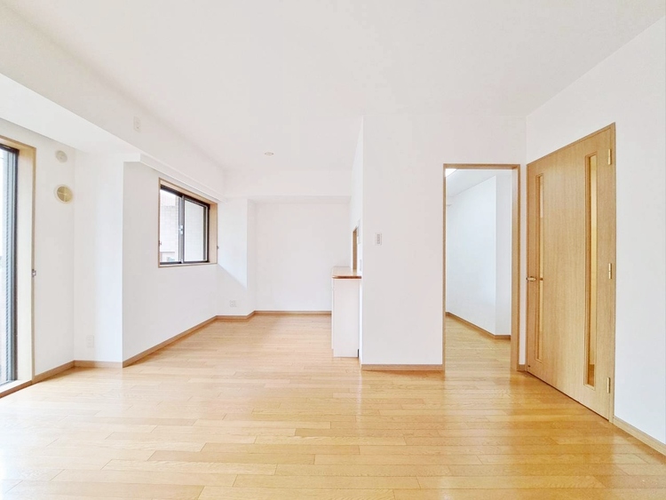 居間 過ごす時間が、たくさんの思い出として紡がれていく場所。