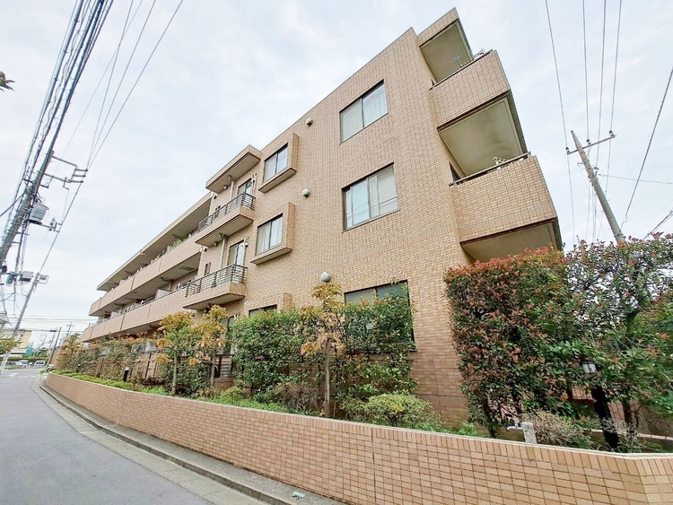 外観 資料には掲載していない情報が、現地にはたくさんあります。是非一度、現地をご確認ください。