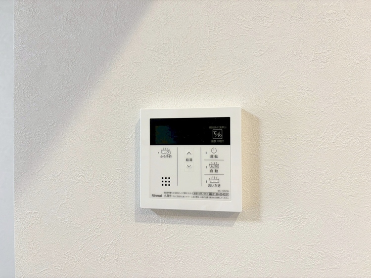 設備 見やすい画面で操作しやすい給湯パネルです。