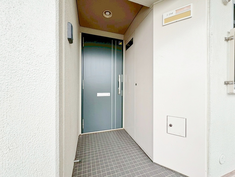 玄関 玄関を開ければ、そこは安らぎのご自宅。