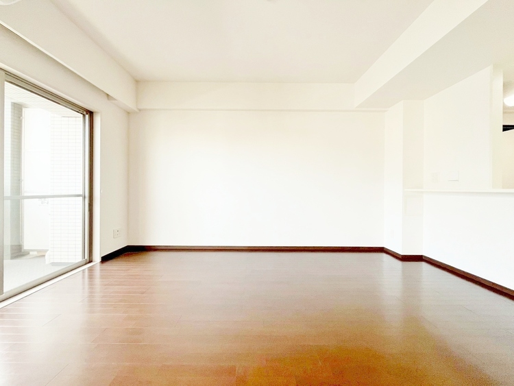 居間 快適に過ごす毎日を求めて、暮らしの中でご自身の「マイホーム」に創り上げてください。