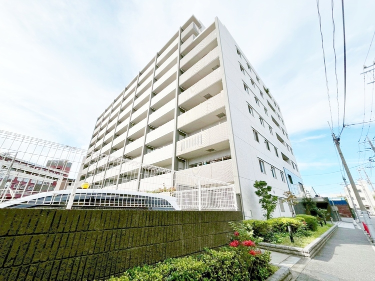 外観 資料には掲載していない情報が、現地にはたくさんあります。是非一度、現地をご確認ください。