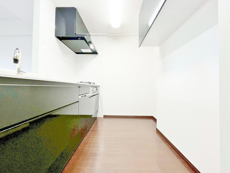 キッチン 洗練されたスタイリッシュなデザイン性と使いやすさを備えた仕様。